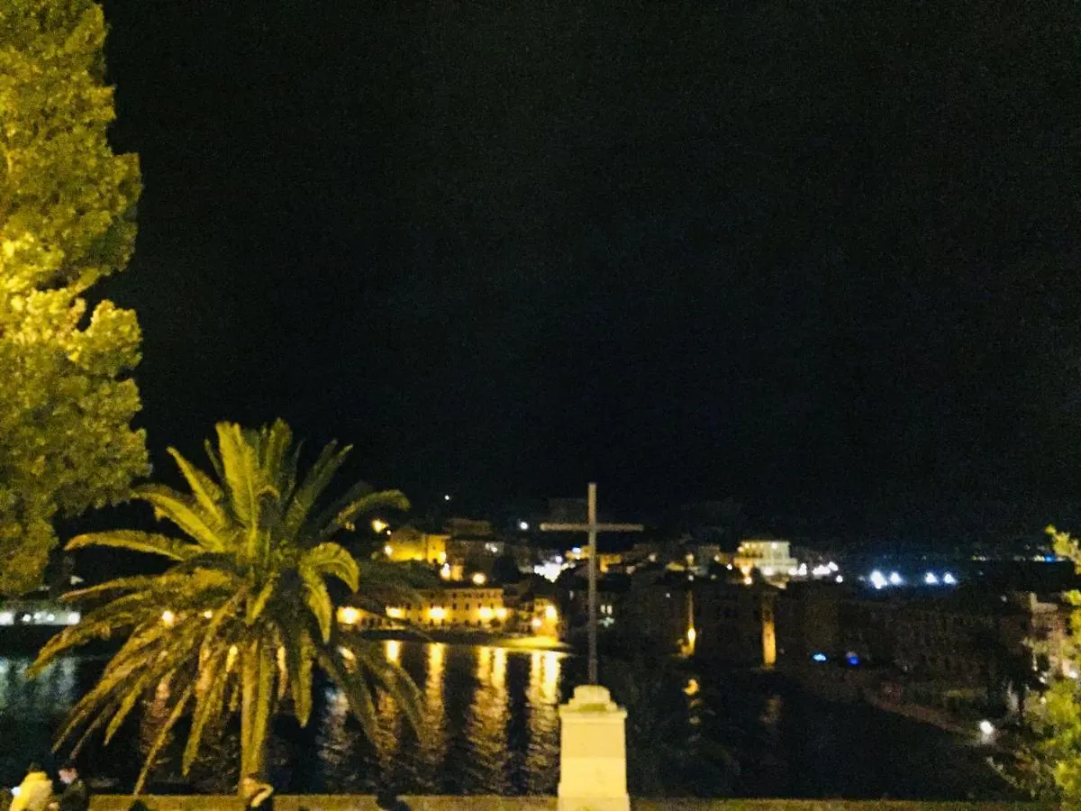 Amapola House Hotel Lavagna 0*,  Italy